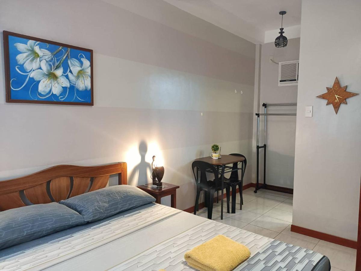 Villa Skanderbeg Guest House Пуэрто-Принцеса Экстерьер фото