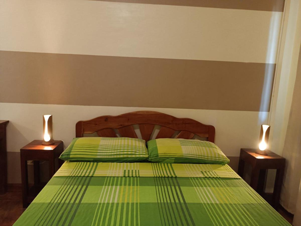 Villa Skanderbeg Guest House Пуэрто-Принцеса Экстерьер фото