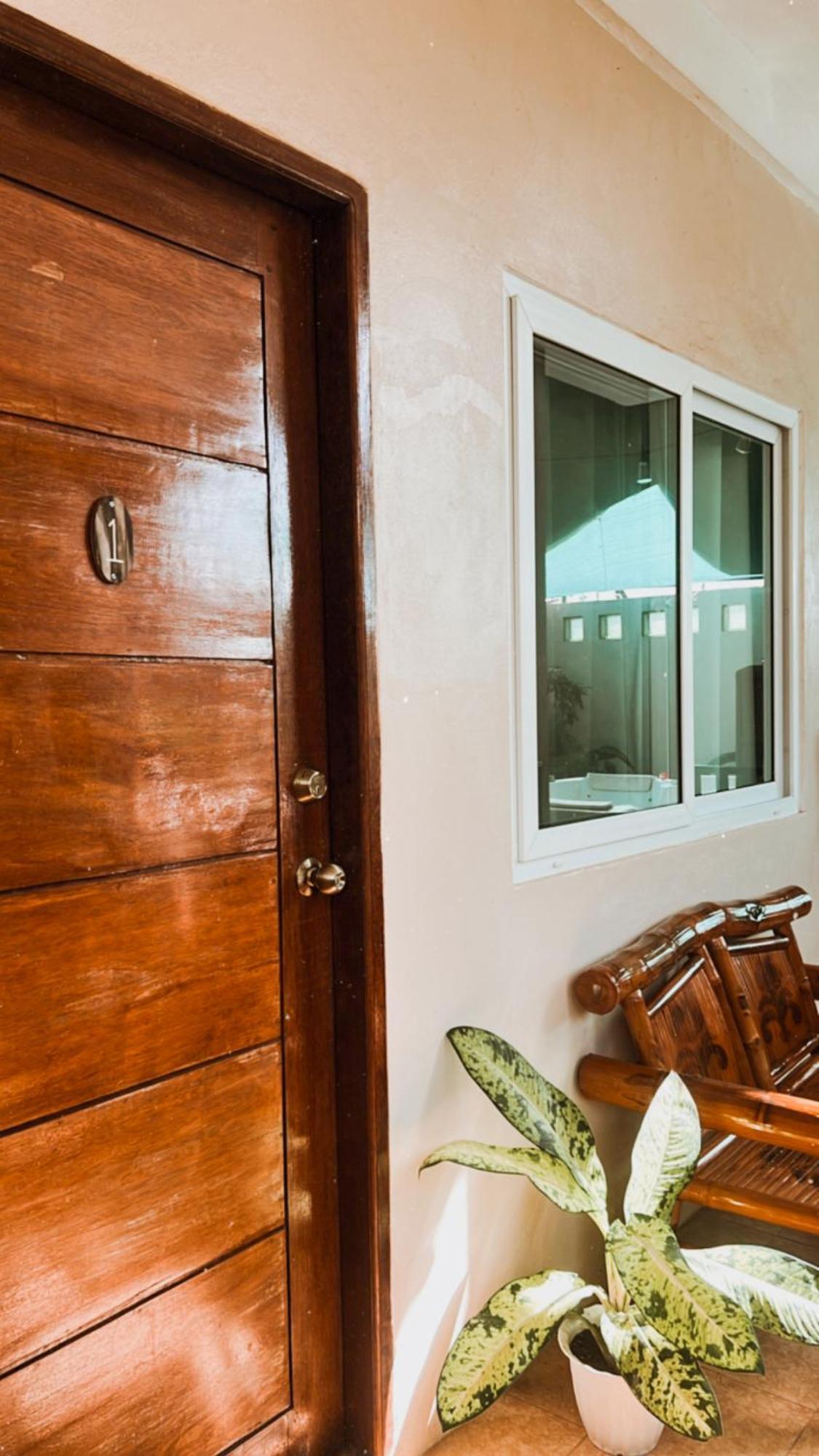 Villa Skanderbeg Guest House Пуэрто-Принцеса Экстерьер фото