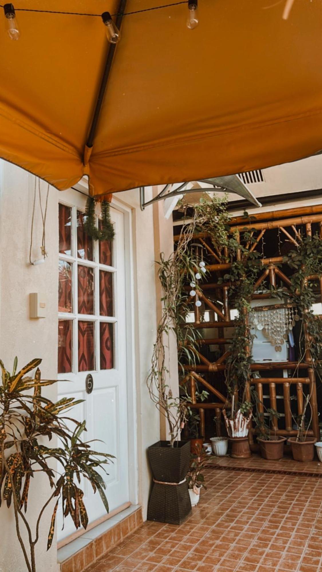 Villa Skanderbeg Guest House Пуэрто-Принцеса Экстерьер фото