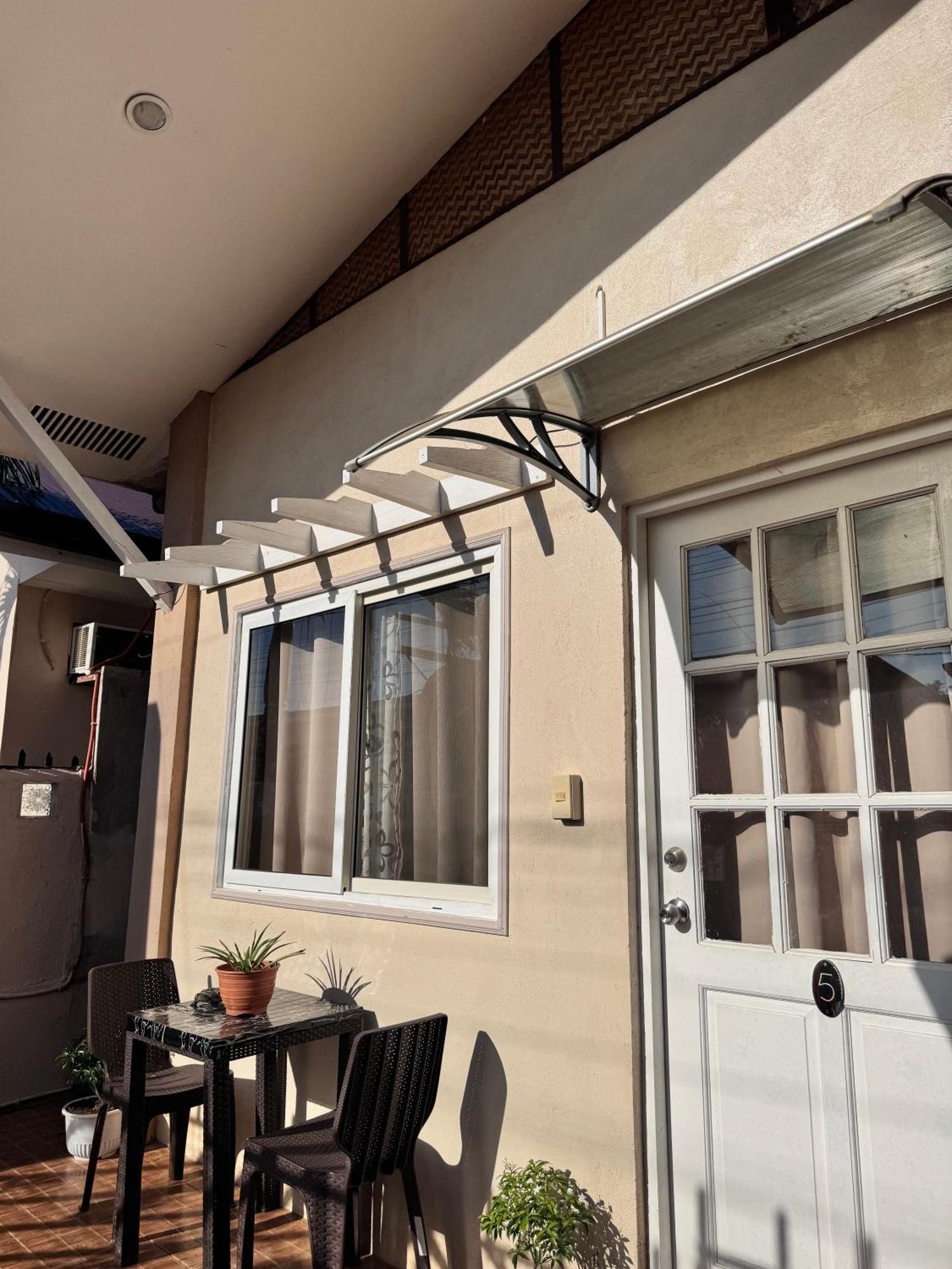 Villa Skanderbeg Guest House Пуэрто-Принцеса Экстерьер фото