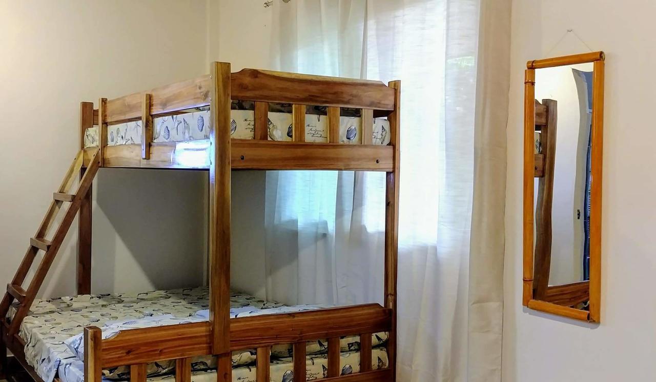 Villa Skanderbeg Guest House Пуэрто-Принцеса Экстерьер фото