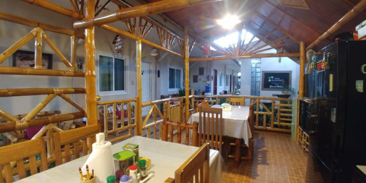 Villa Skanderbeg Guest House Пуэрто-Принцеса Экстерьер фото