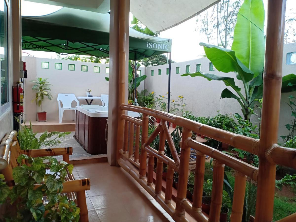 Villa Skanderbeg Guest House Пуэрто-Принцеса Экстерьер фото